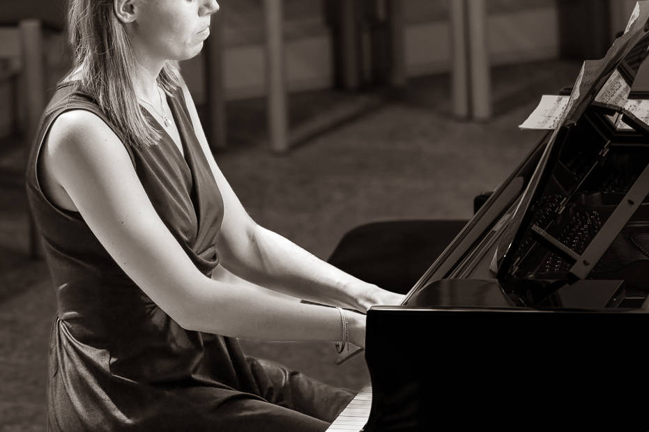 Liselotte van Tol, piano